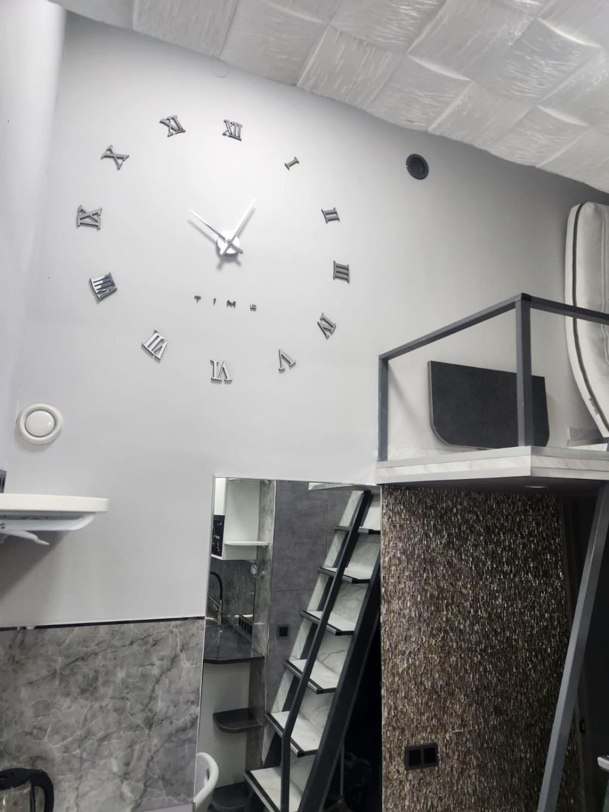 Двухуровневый Практичный Лофт Apartment Almaty Luaran gambar